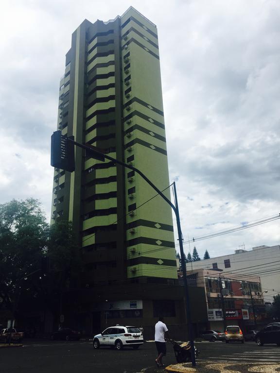 Apartamento No Centro 130 Mt *